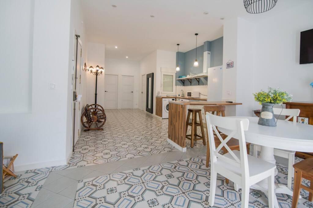 Cozy Flat In City Center Feel The Vibe Selfcheckin Valencia Exterior foto