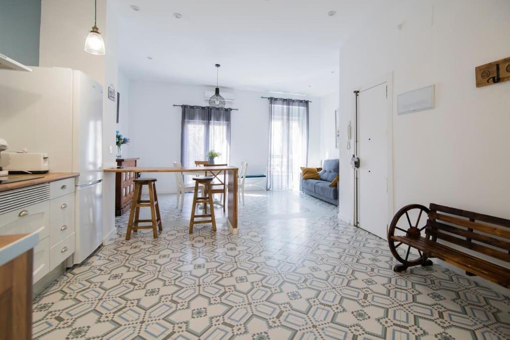 Cozy Flat In City Center Feel The Vibe Selfcheckin Valencia Exterior foto